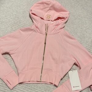 Lululemon Strawberry Milkshake Scuba Cropped Hoodie
